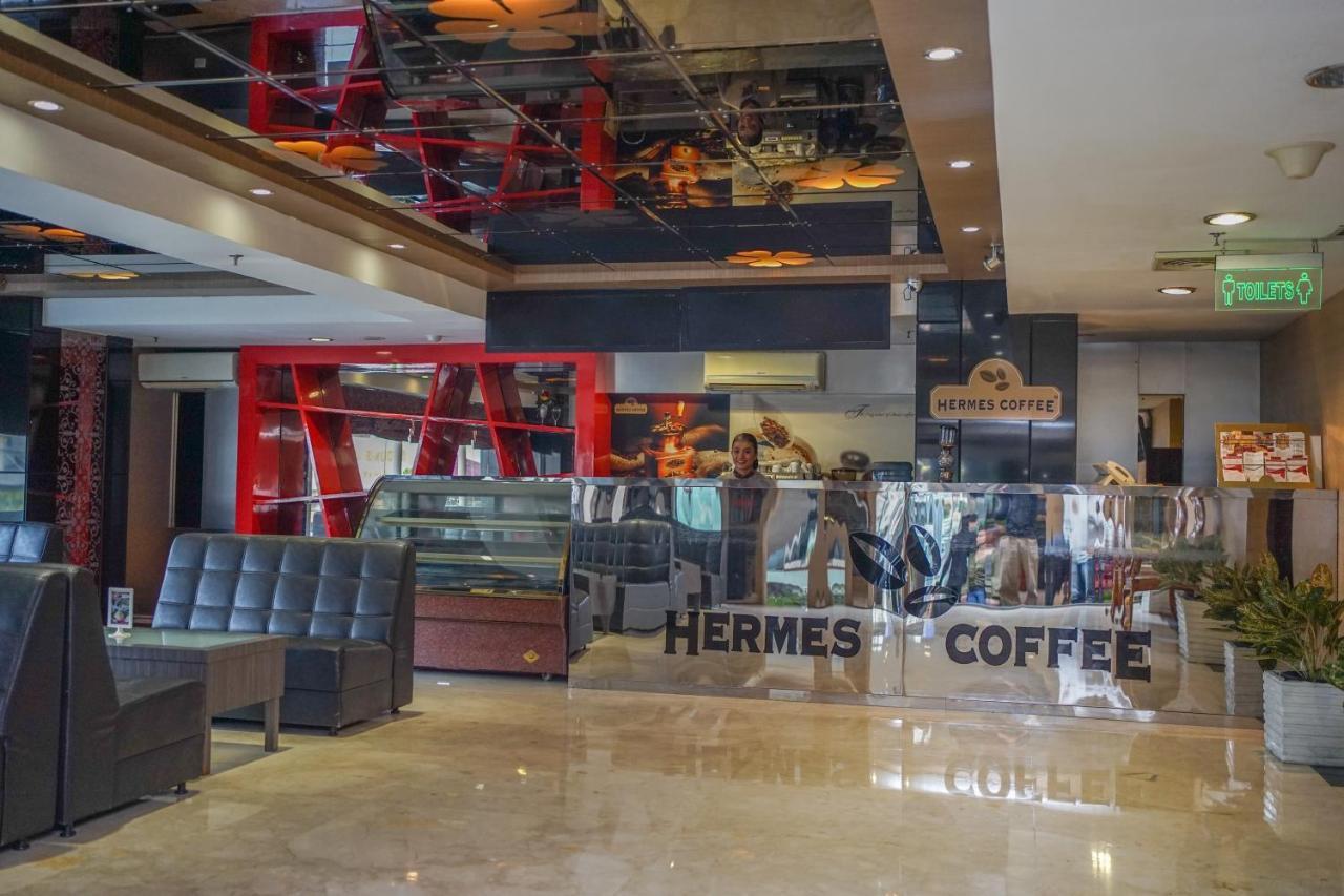 Hermes Palace Hotel Medan Eksteriør bilde