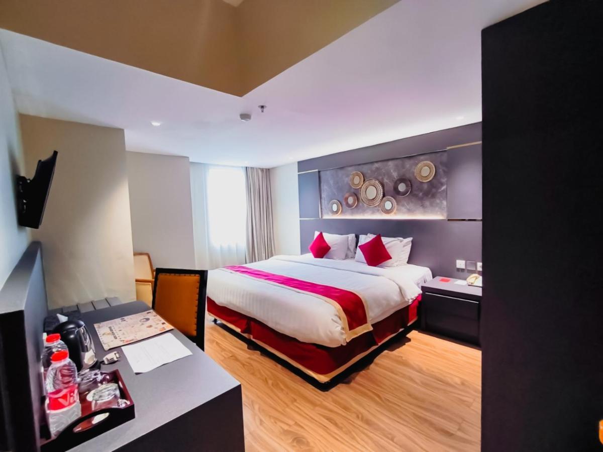 Hermes Palace Hotel Medan Eksteriør bilde