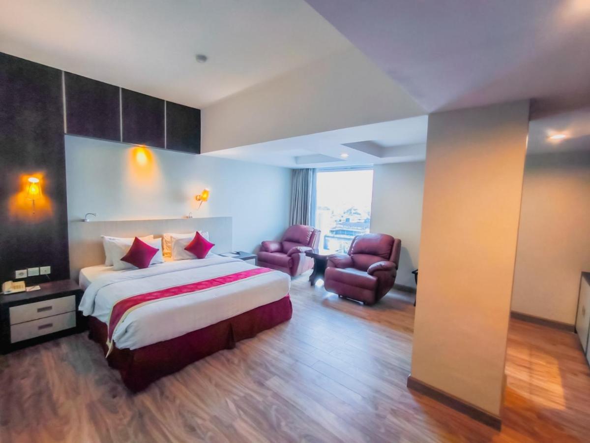 Hermes Palace Hotel Medan Eksteriør bilde