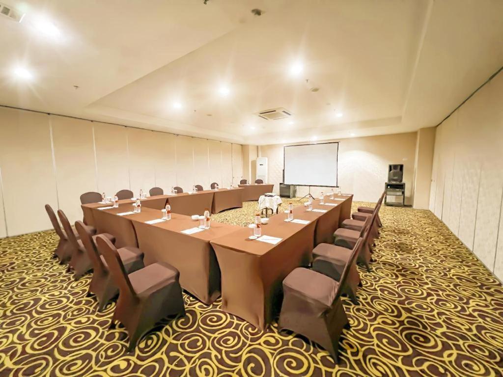 Hermes Palace Hotel Medan Eksteriør bilde