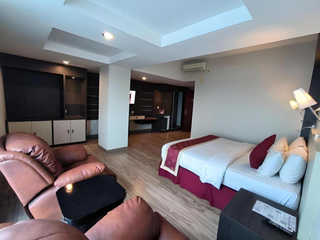 Hermes Palace Hotel Medan Eksteriør bilde
