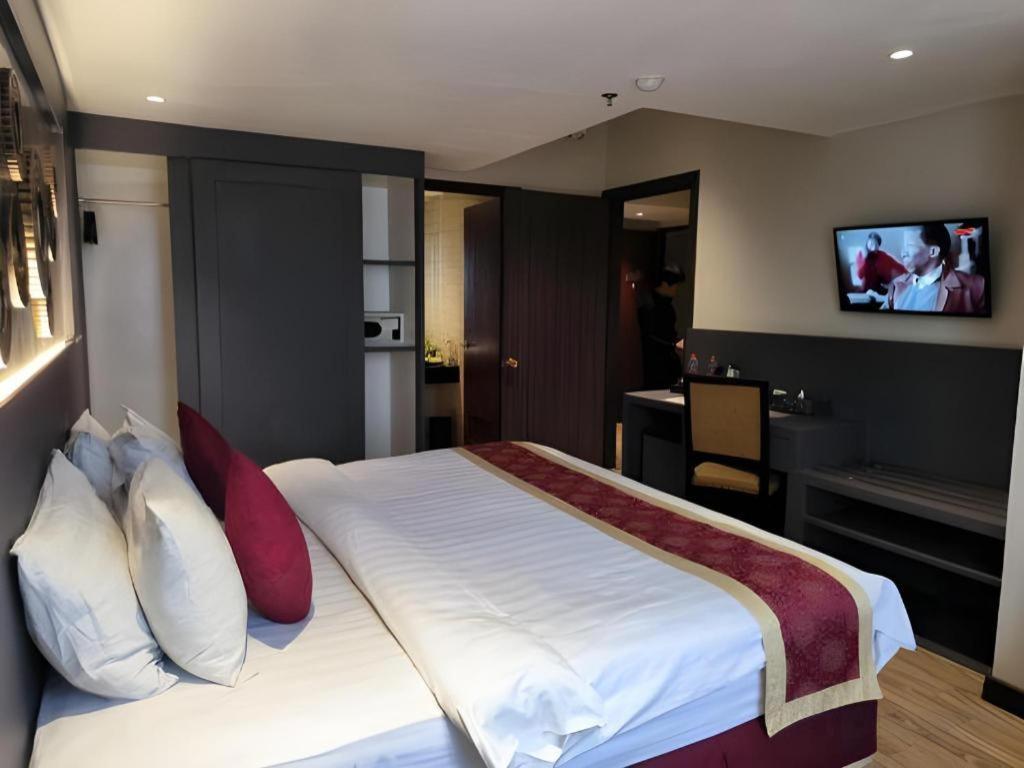 Hermes Palace Hotel Medan Eksteriør bilde