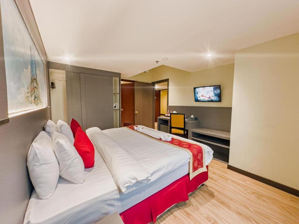 Hermes Palace Hotel Medan Eksteriør bilde