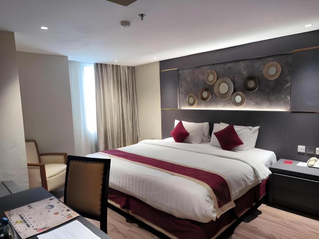 Hermes Palace Hotel Medan Eksteriør bilde